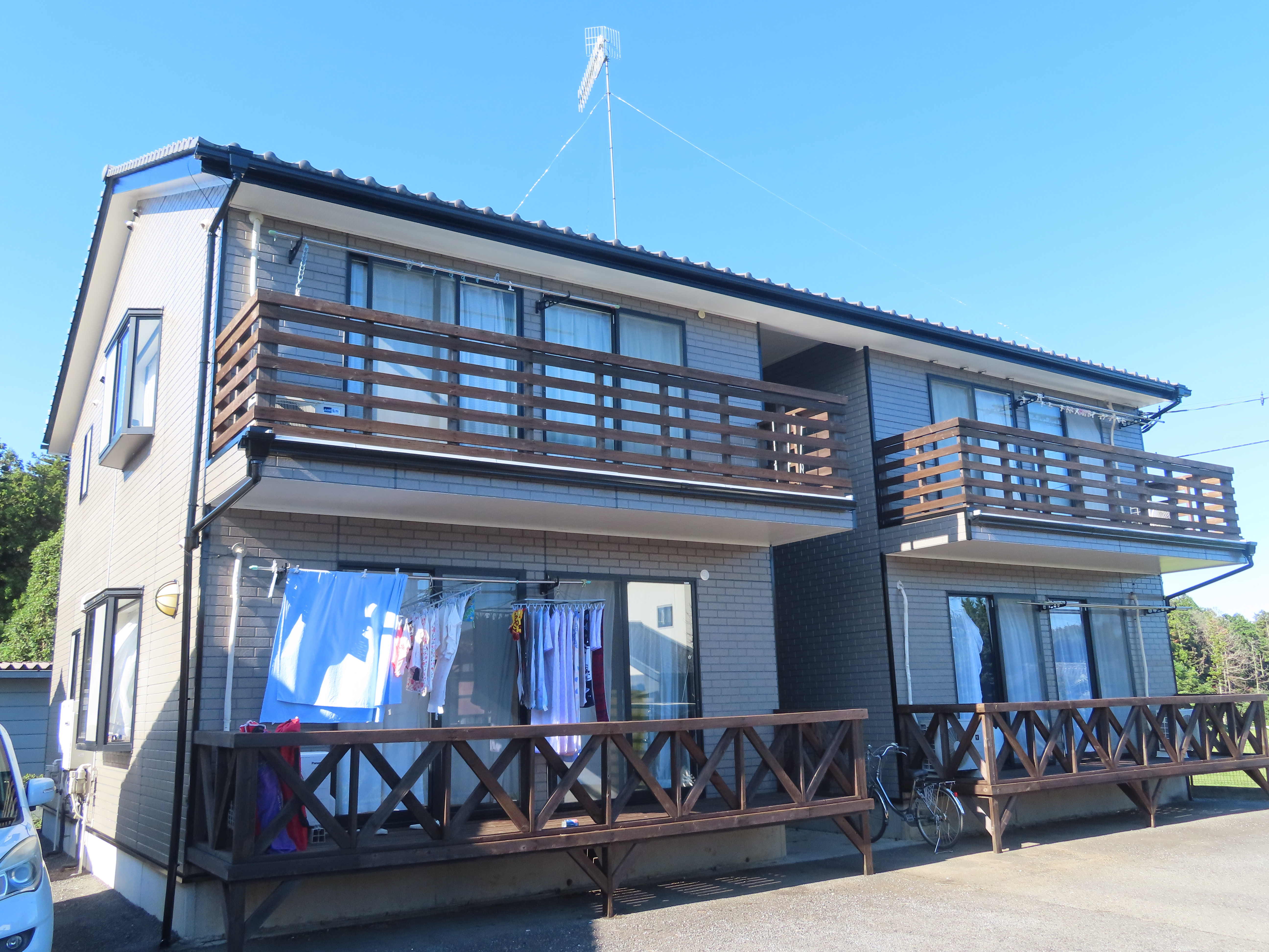 石岡市 アパートの外壁クリア塗装