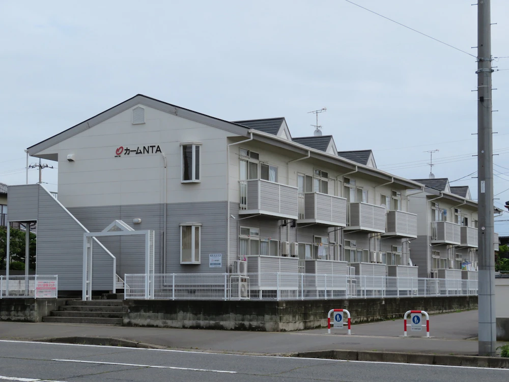 ひたちなか市 アパートの屋根・外壁塗装 施工前