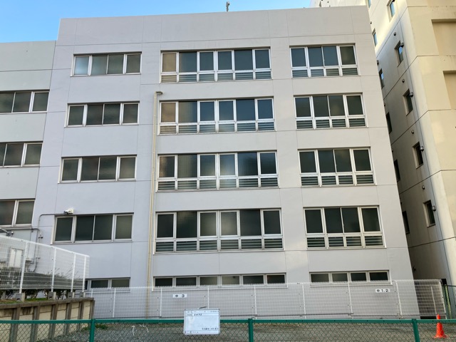 ソニックシティ第二パーキング外壁塗装工事【公共工事】