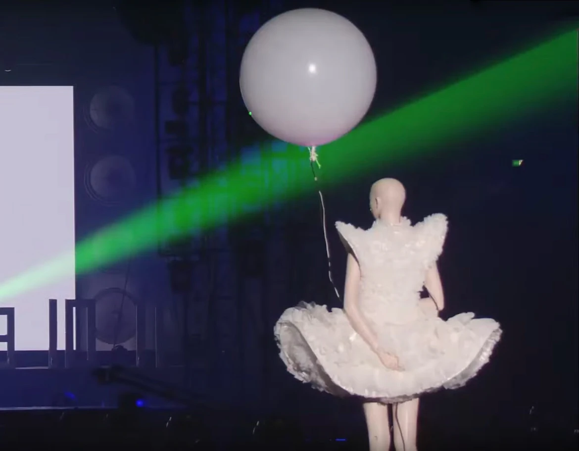 Perfume LIVE @東京ドーム ｢1 2 3 4 5 6 7 8 9 10 11｣ Balloon Explosion System