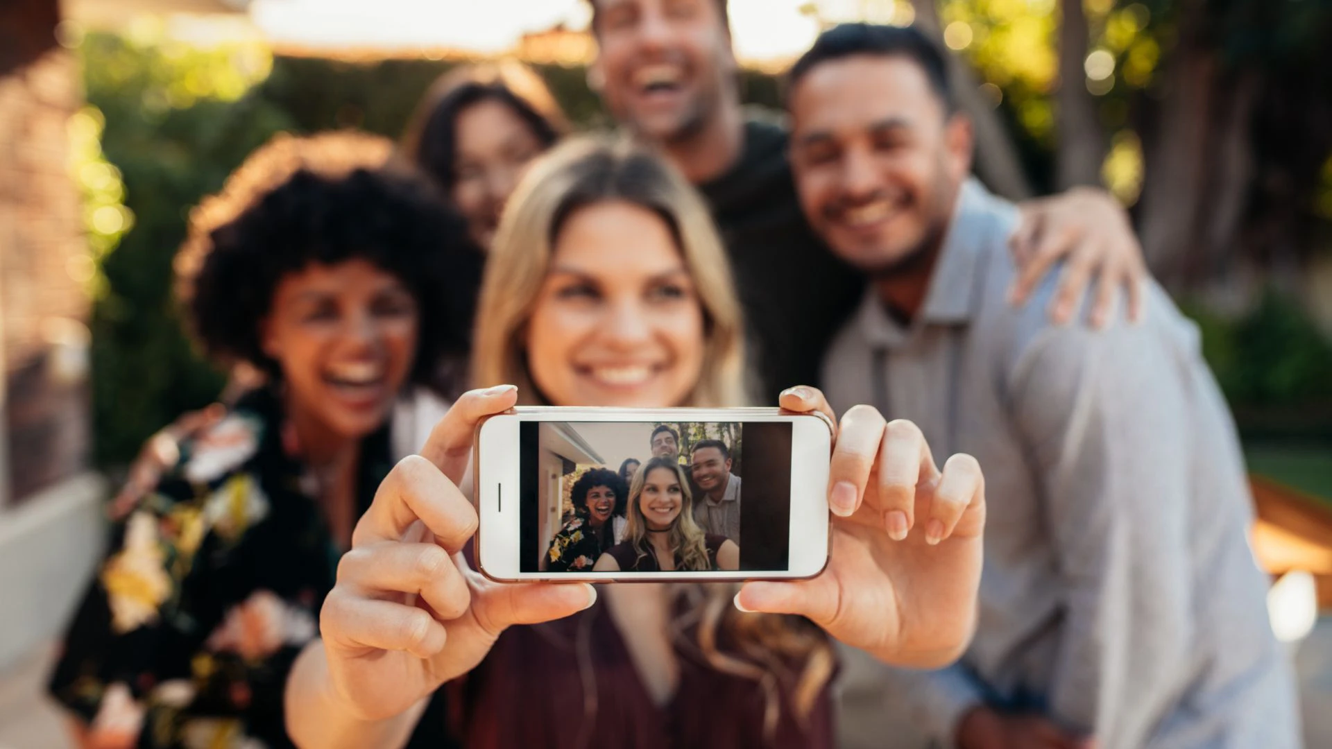 インスタのフォロワーを増やすための方法とは？運用の基礎から解決法までを紹介