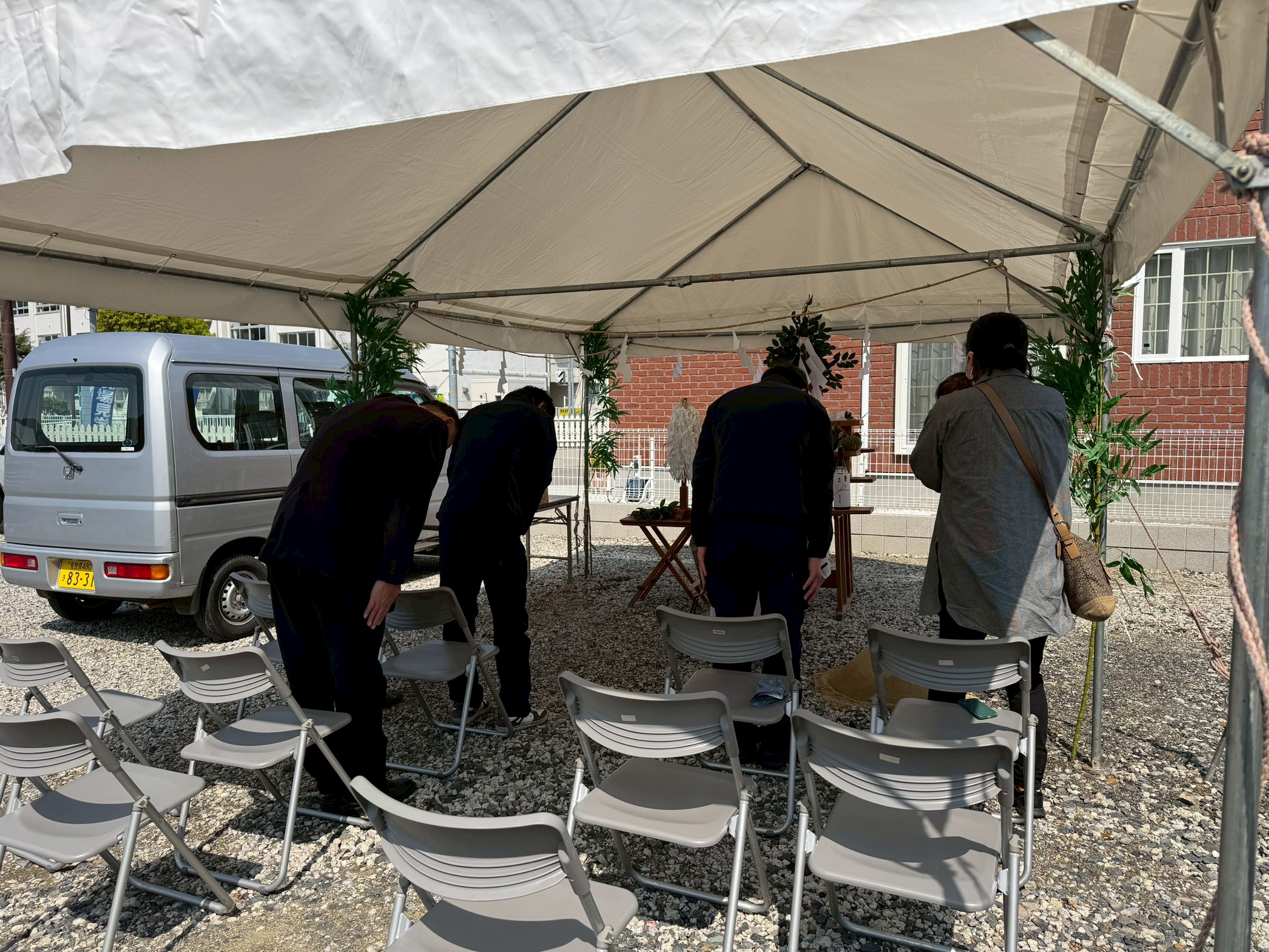 参列者一同による礼