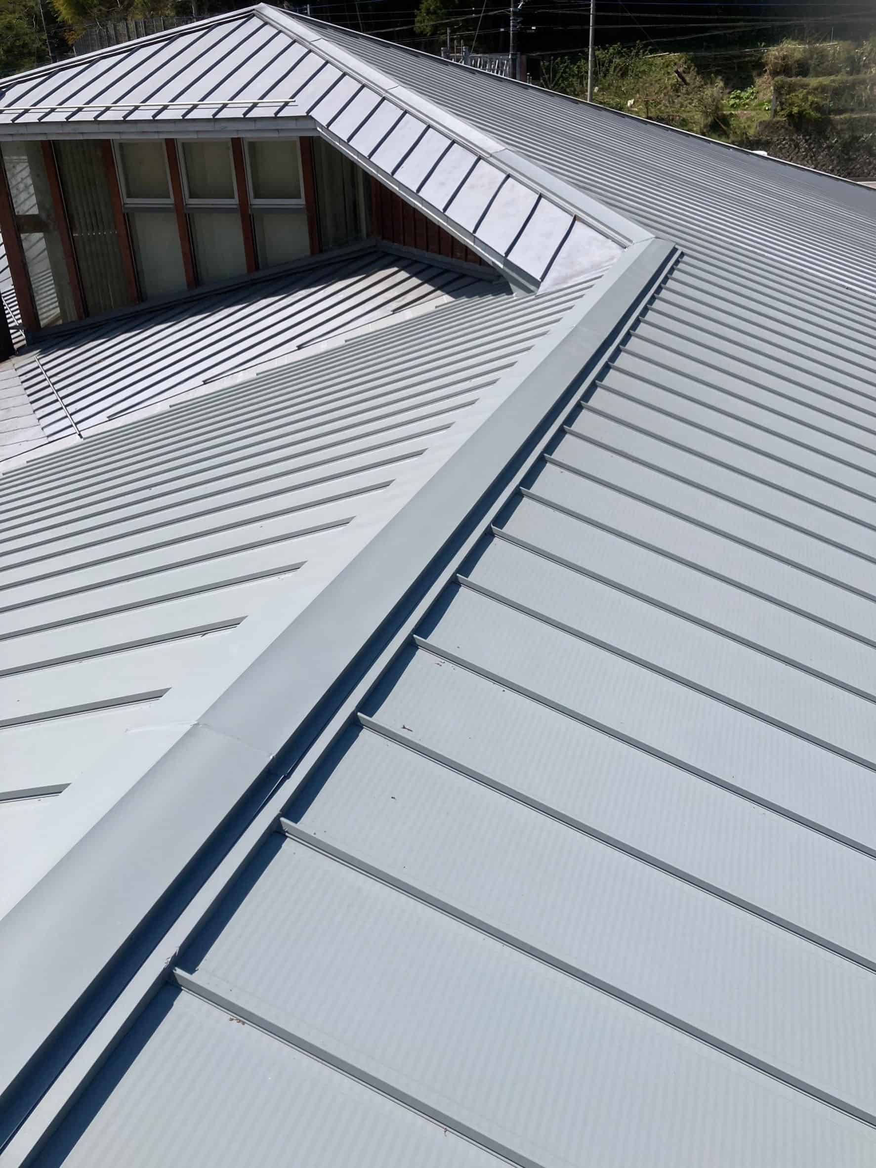 湯の国会館 屋根葺替え工事 - 画像1