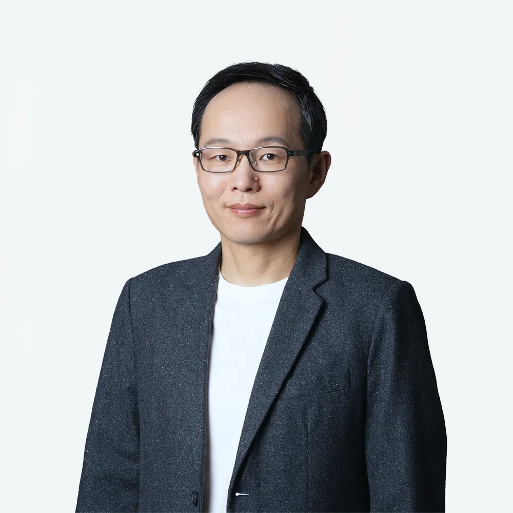 a photo of Shinji Tanaka