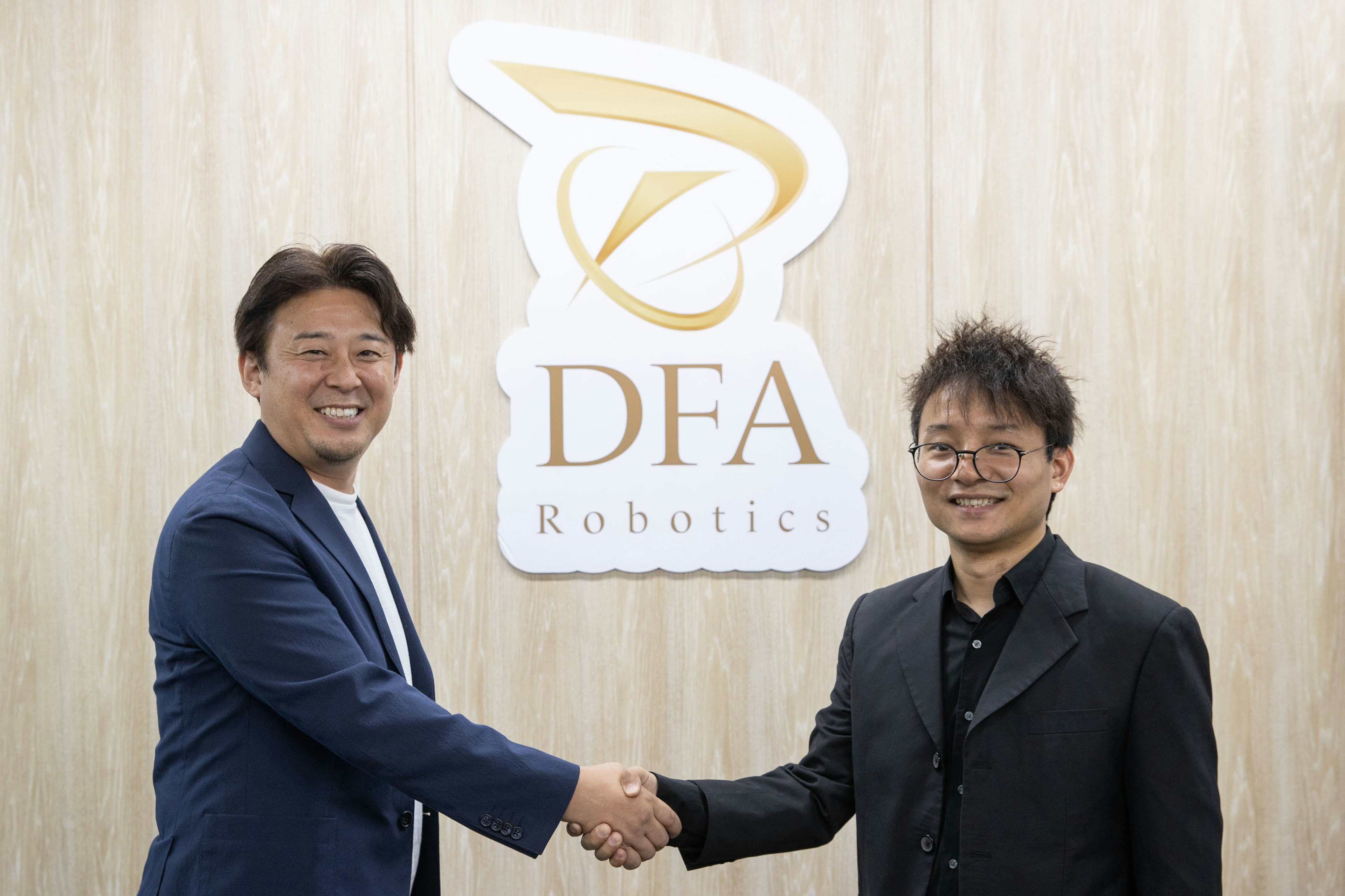 DFA Robotics、Pudu Robotics Japanと共同で、ロボットを活用した日本の飲食店オペレーションにおける最適化を目指す「おもてなしRX®プロジェクト」を始動のキービジュアル