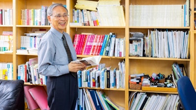 旧統一教会と闘い続ける郷路征記弁護士　個人の自由の侵害を許さない「強さ」と「優しさ」の源泉
