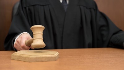 事件数や裁判官の木槌に違和感　映画・ドラマあるある
