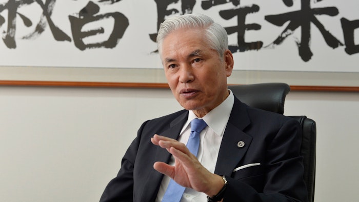 「反対だけでは弁護士の使命を果たせない」人と政治を動かす“仏のガンジ”の人間力