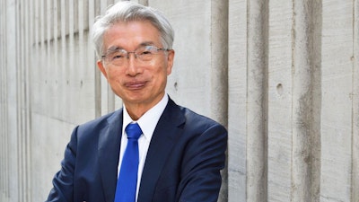 「人生ってだいたい偶然で決まるんです」〝カミソリ弘中〟の知られざる素顔