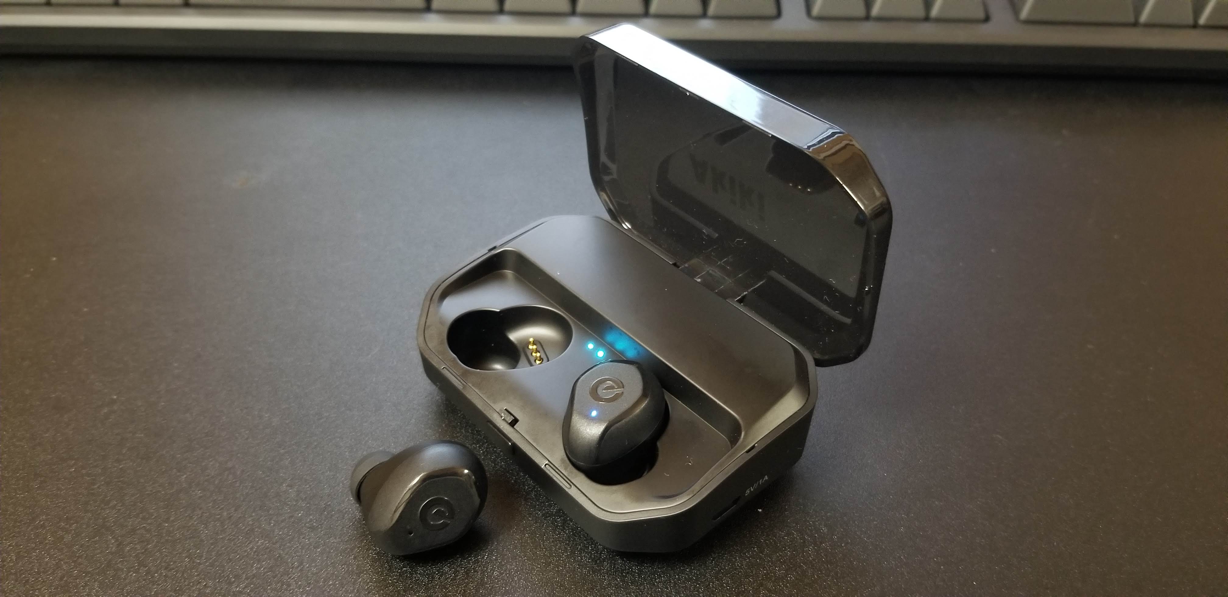 AkikiのBluetoothイヤホンが快適すぎる！コードレスイヤホンを使ったら世界が変わったのでレビューする