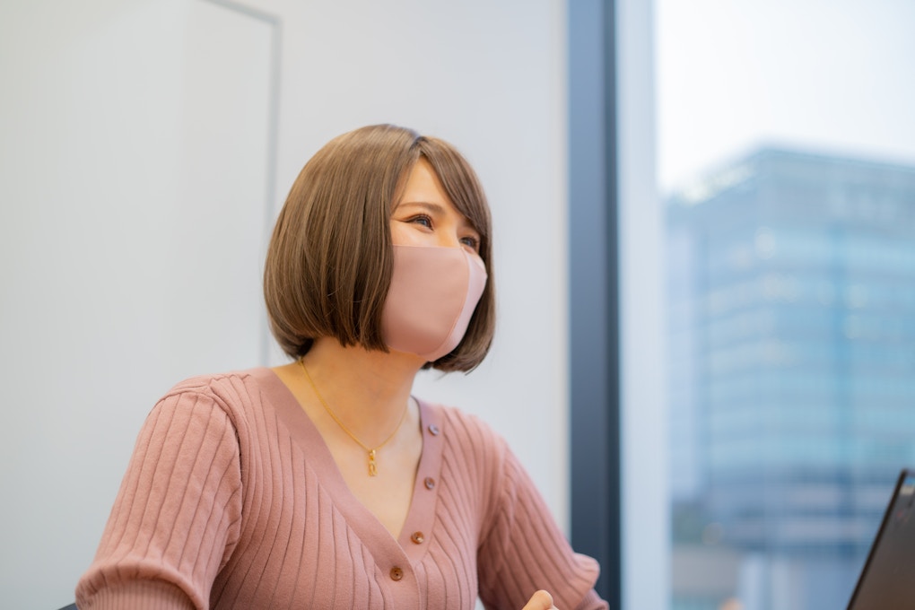 インタビューに答える中山さん