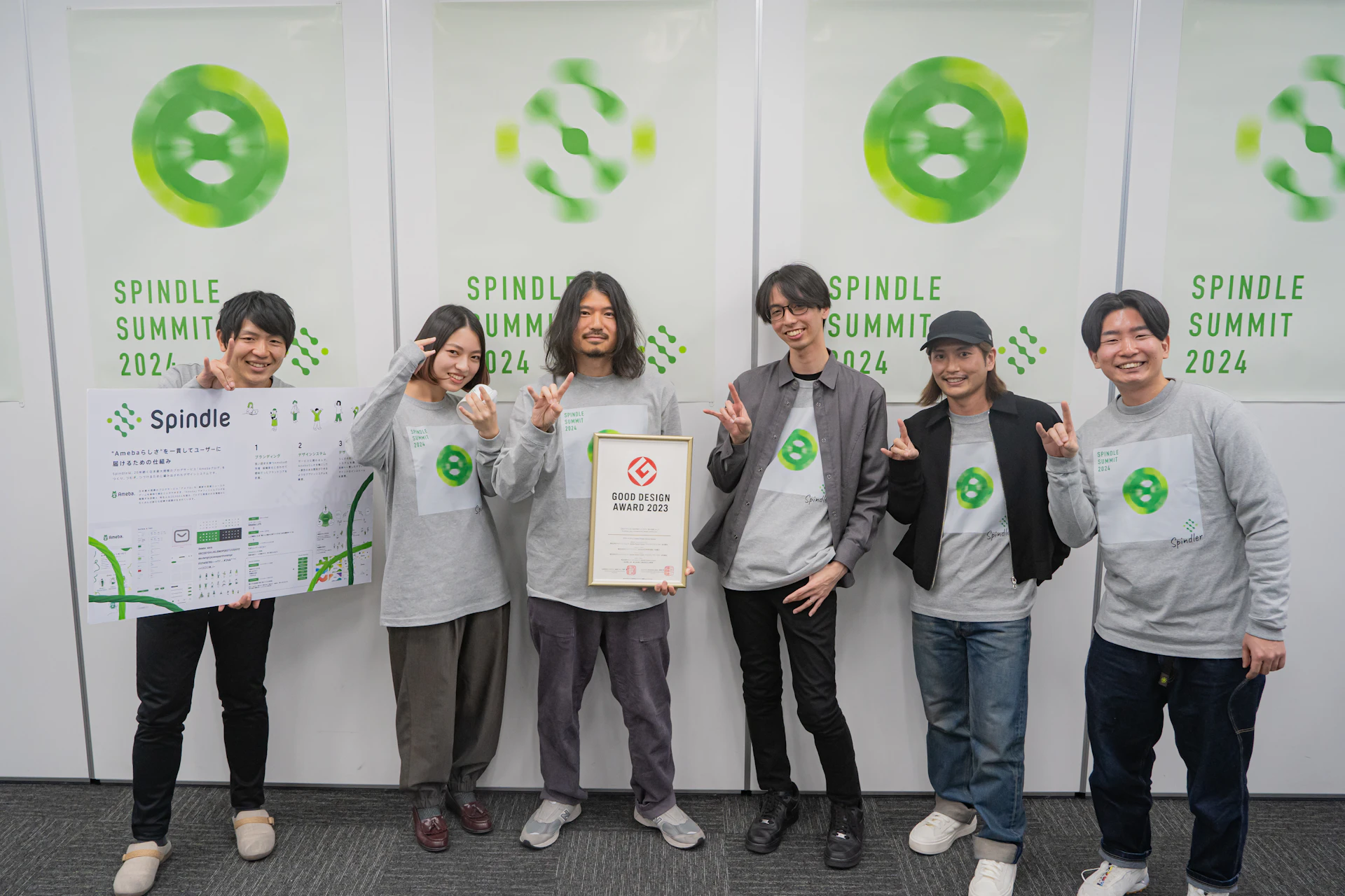 ケースに入っているSpindleコイン1つと手渡し用に準備されたSpindleコインが複数個