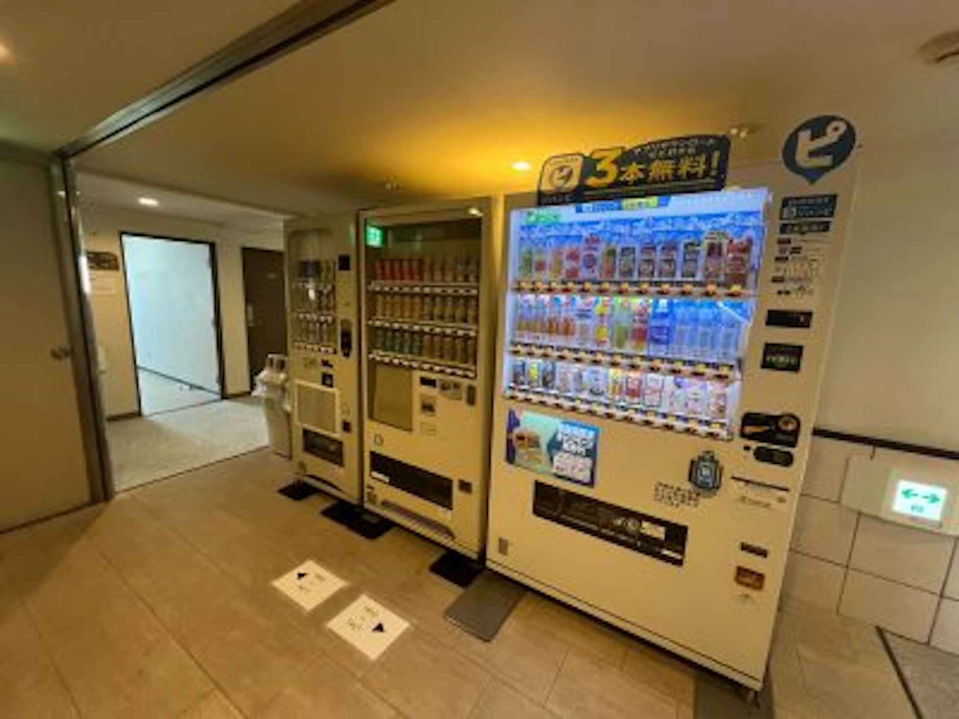 4階西側フロア工事のため、4F自動販売機を一時的に移動しています。