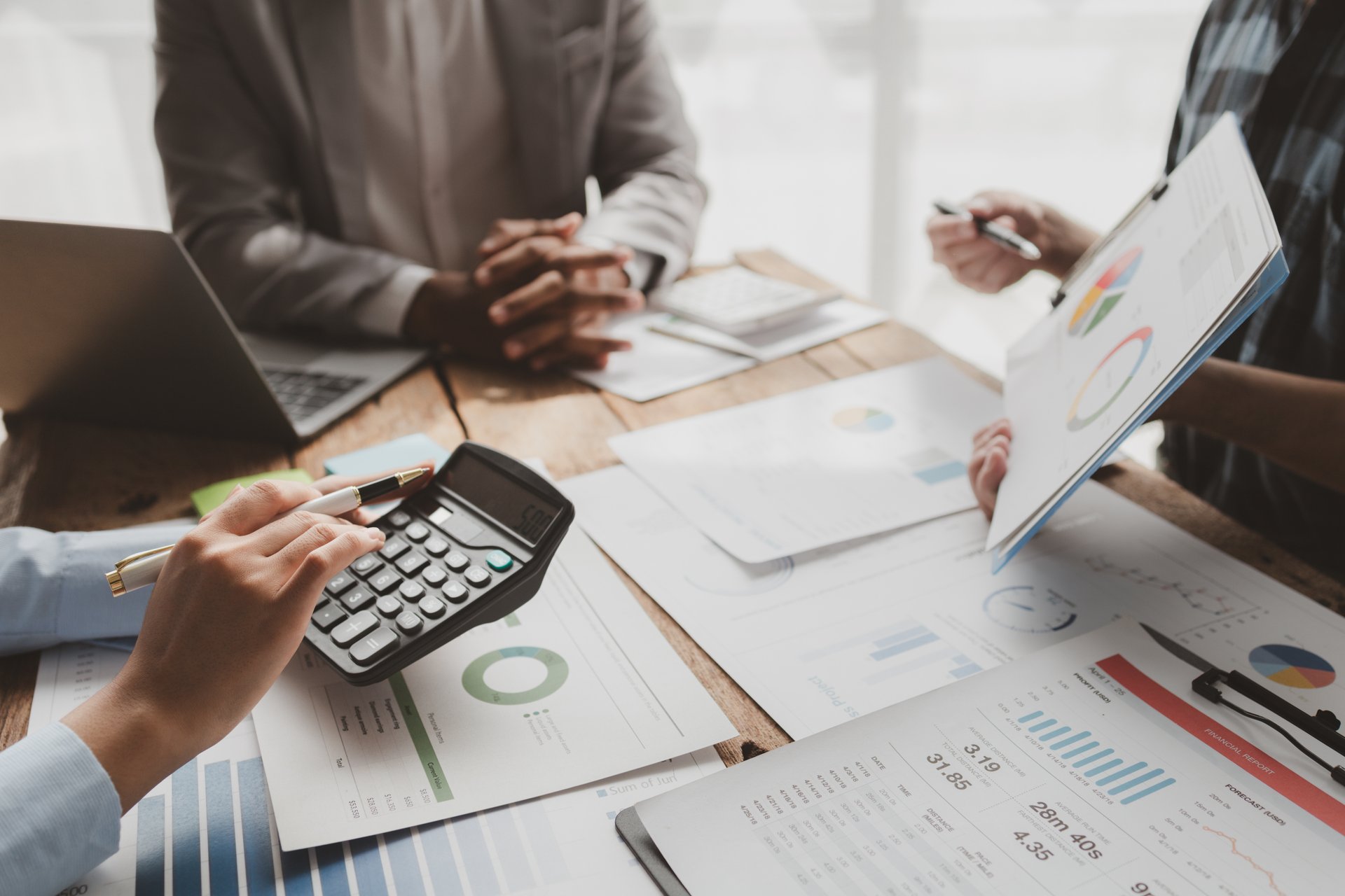 連結決算の基本フロー：子会社の範囲決定から連結修正仕訳まで