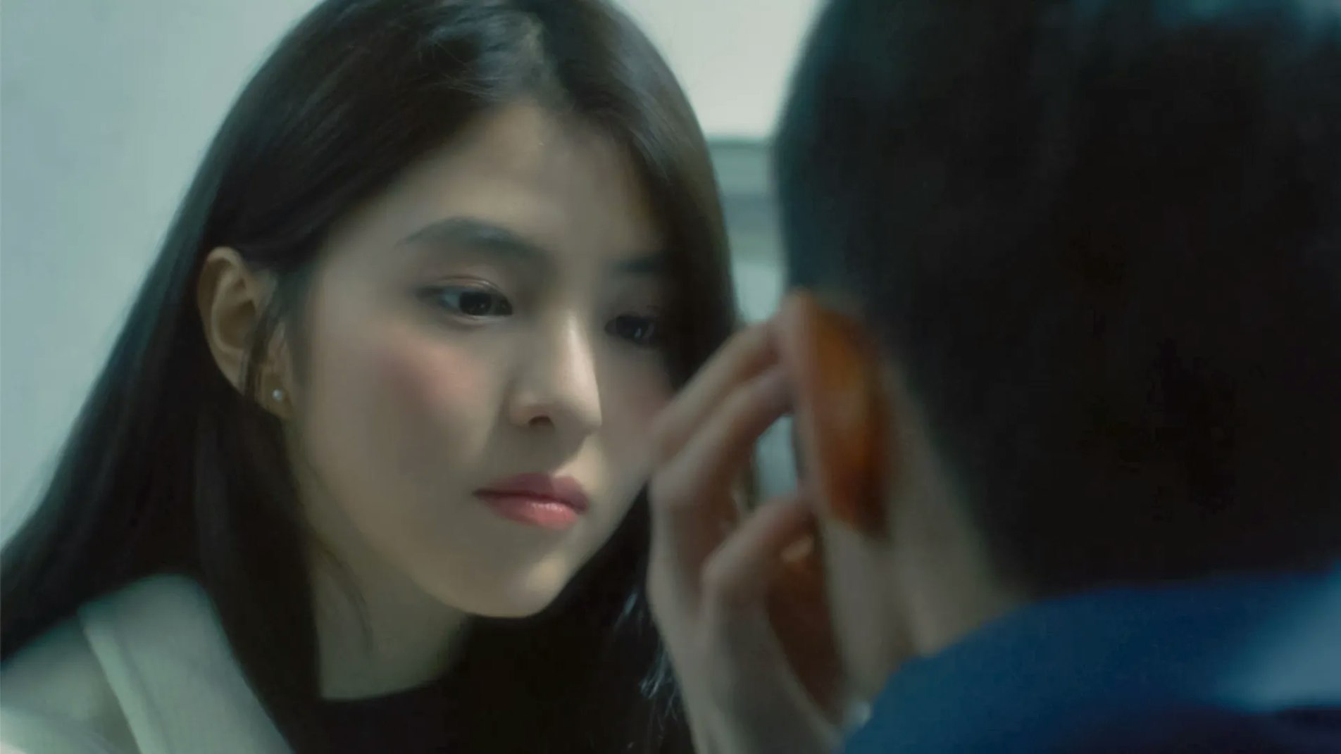 『12月の君へ』場面写真