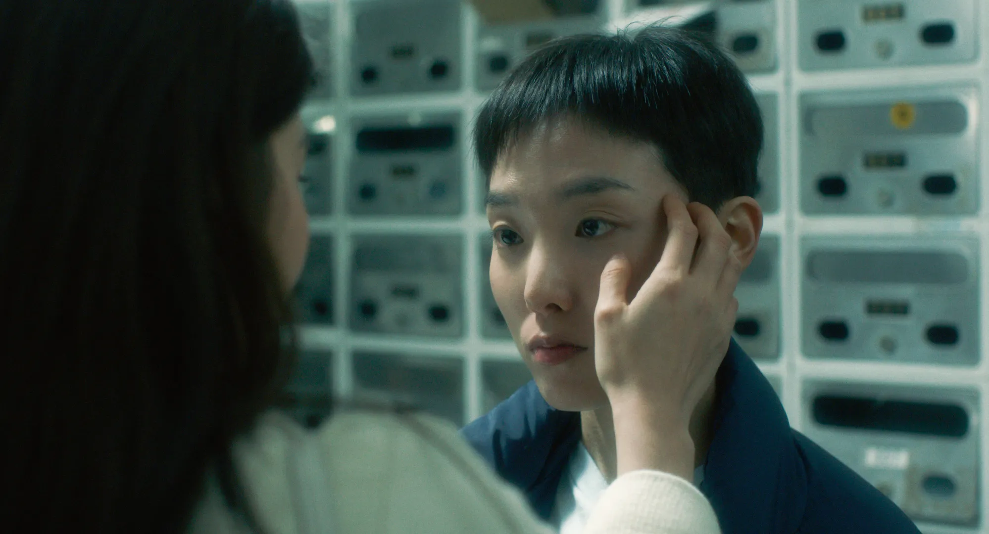 『12月の君へ』場面写真