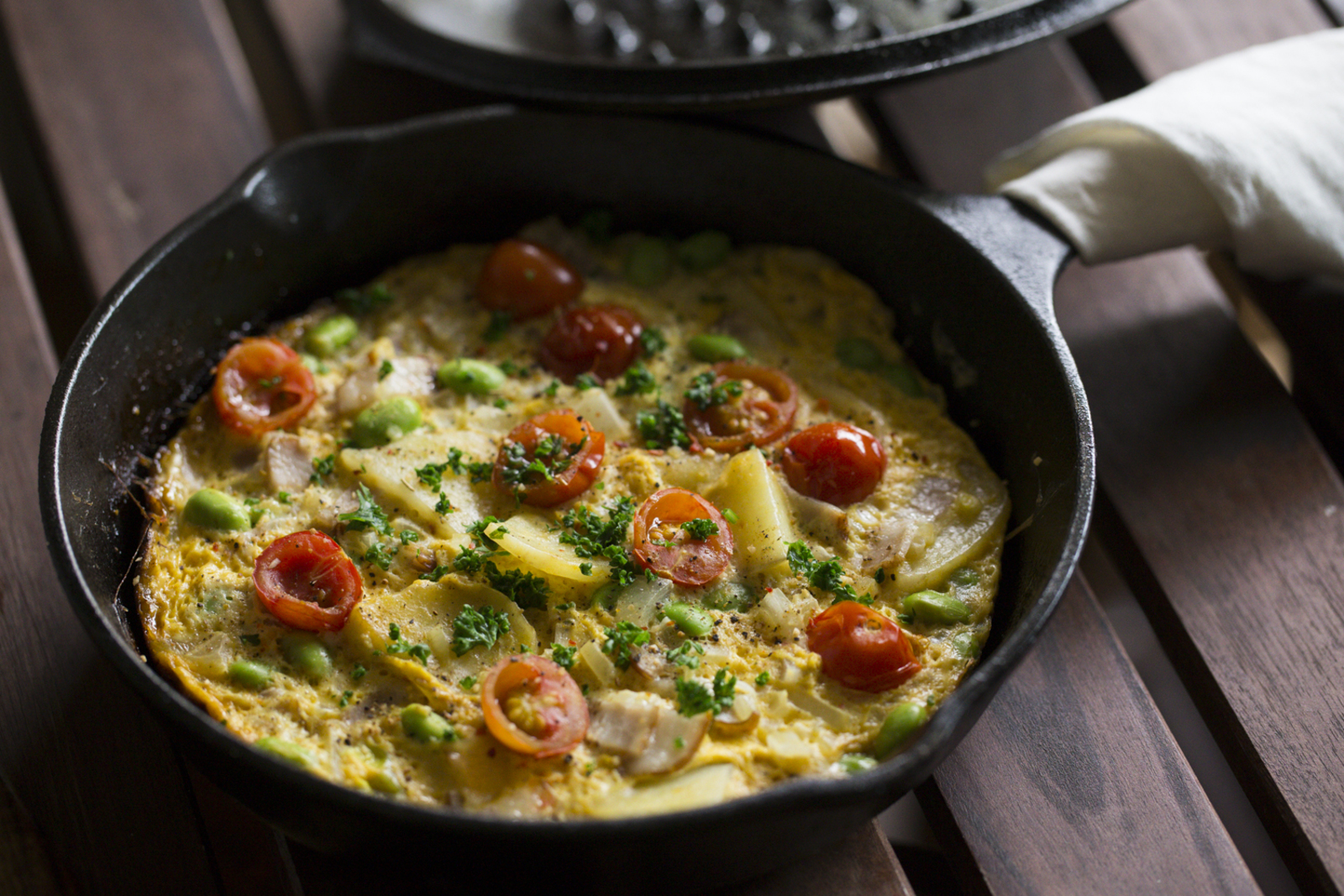 枝豆のスパニッシュオムレツ | ソトレシピ｜キャンプ飯レシピ