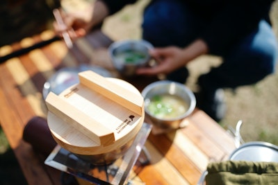 ソトレシピ  シェラどんぶり+お釜ヘッド ソトレシピ×燕三条！アウトドア料理で6WAYな「シェラどんぶり＆お釜
