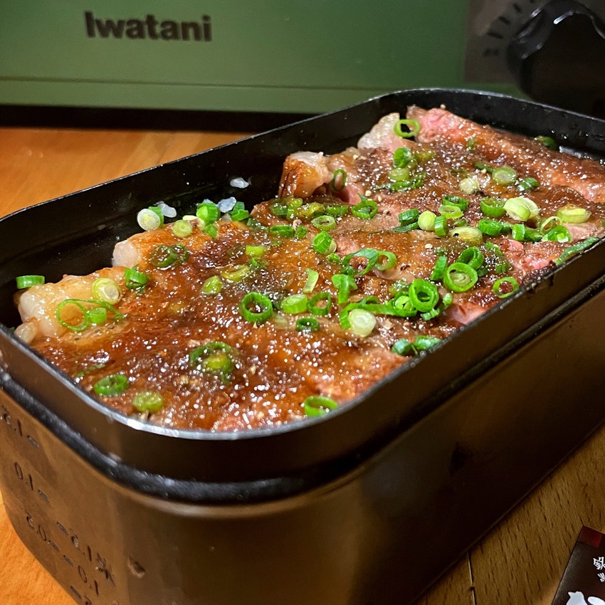 キャンプで作るちょっと本気のステーキ丼