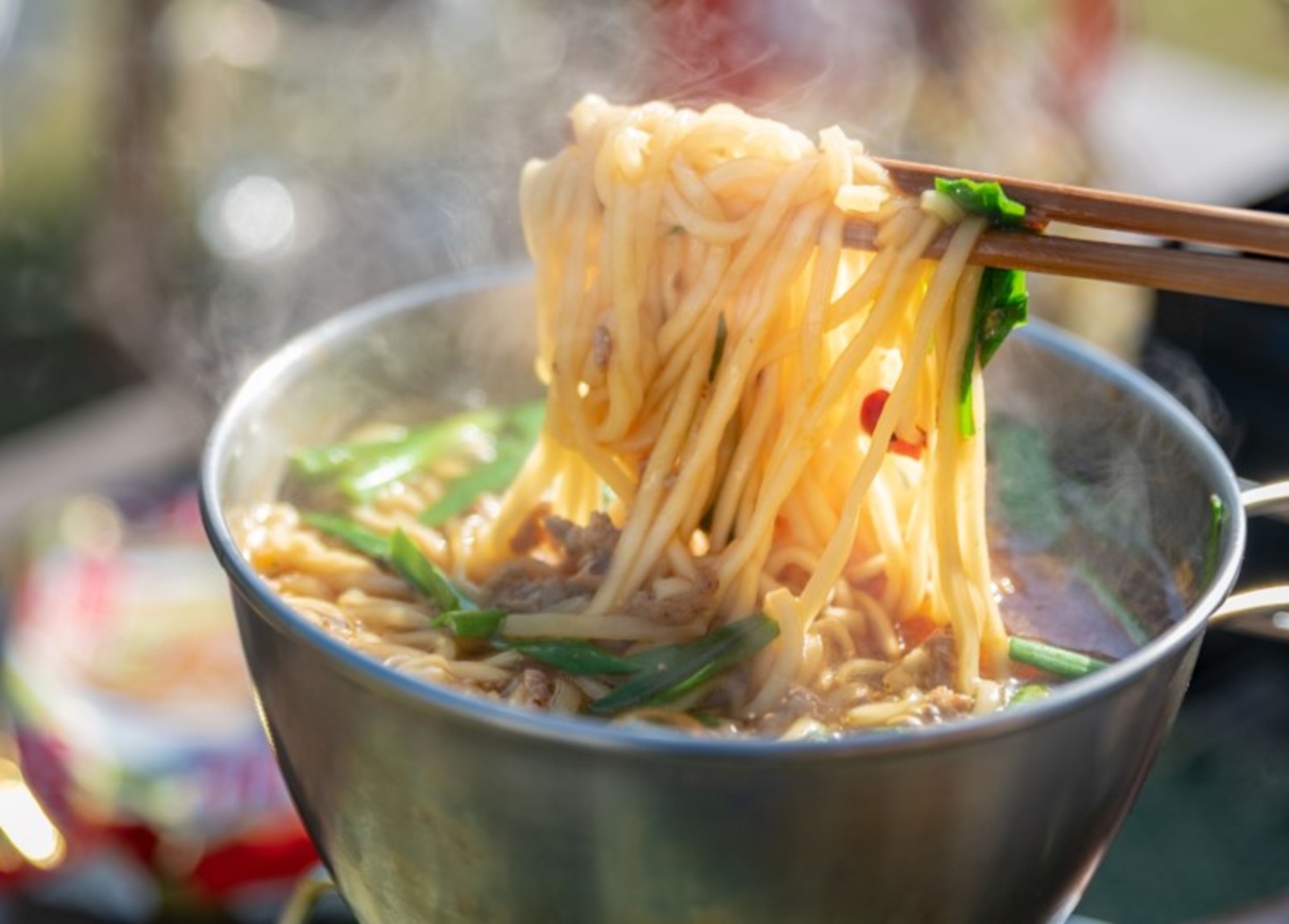 台湾ラーメン | ソトレシピ｜キャンプ飯からご当地グルメまで 