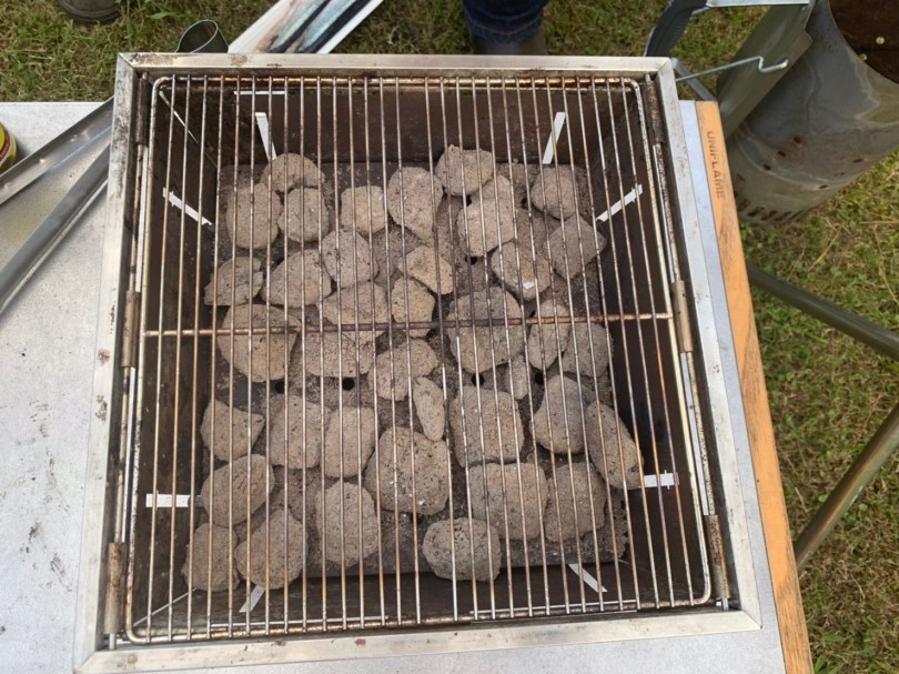 くっつきやすい網でも魚を綺麗においしく焼ける方法を教えて！」【お願い！たけだバーベキュー #10】 | ソトレシピ｜キャンプ飯レシピ＆アウトドア ライフ・プラットフォーム