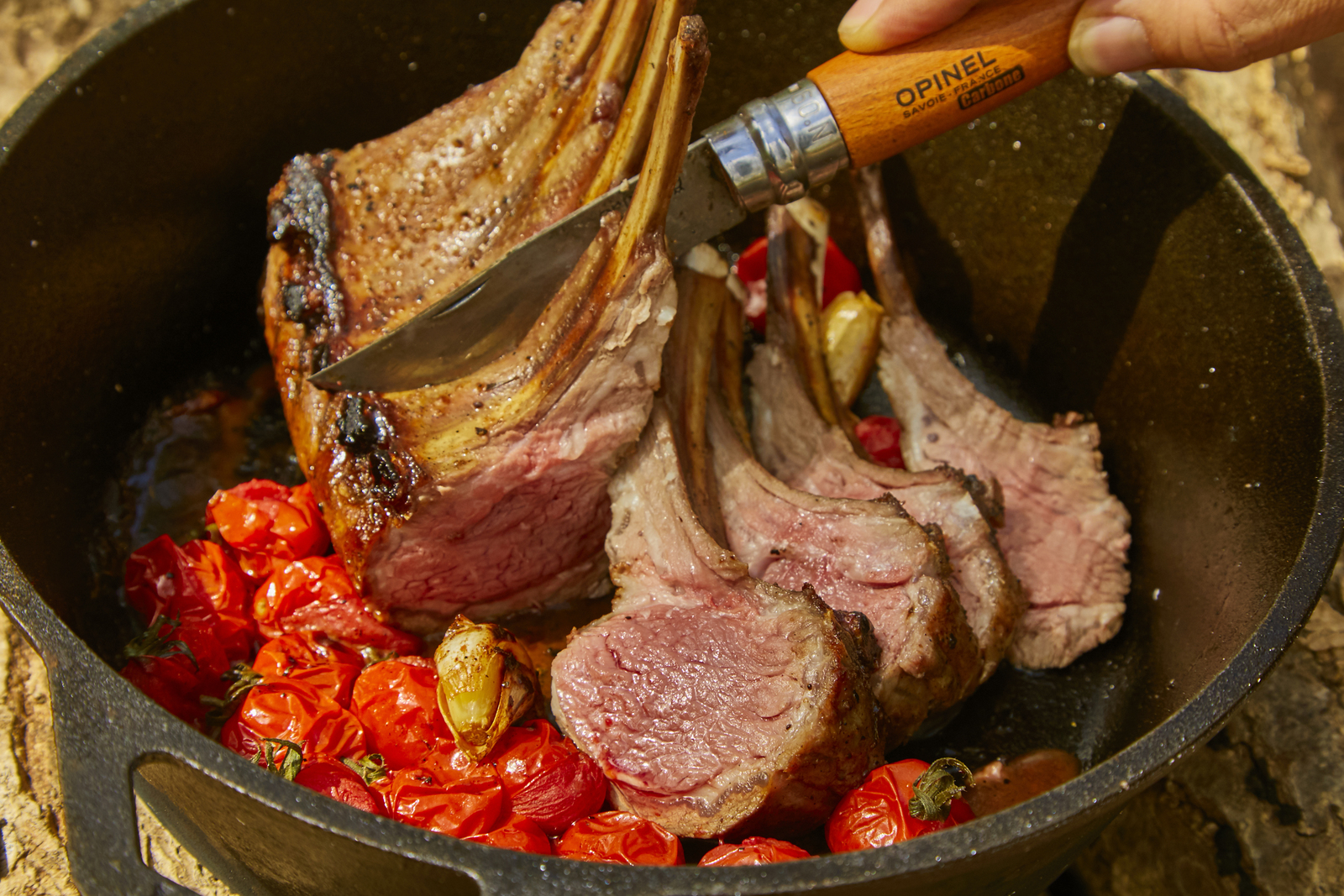 贅沢！魅惑のラムチョップ | ソトレシピ｜キャンプ飯レシピ