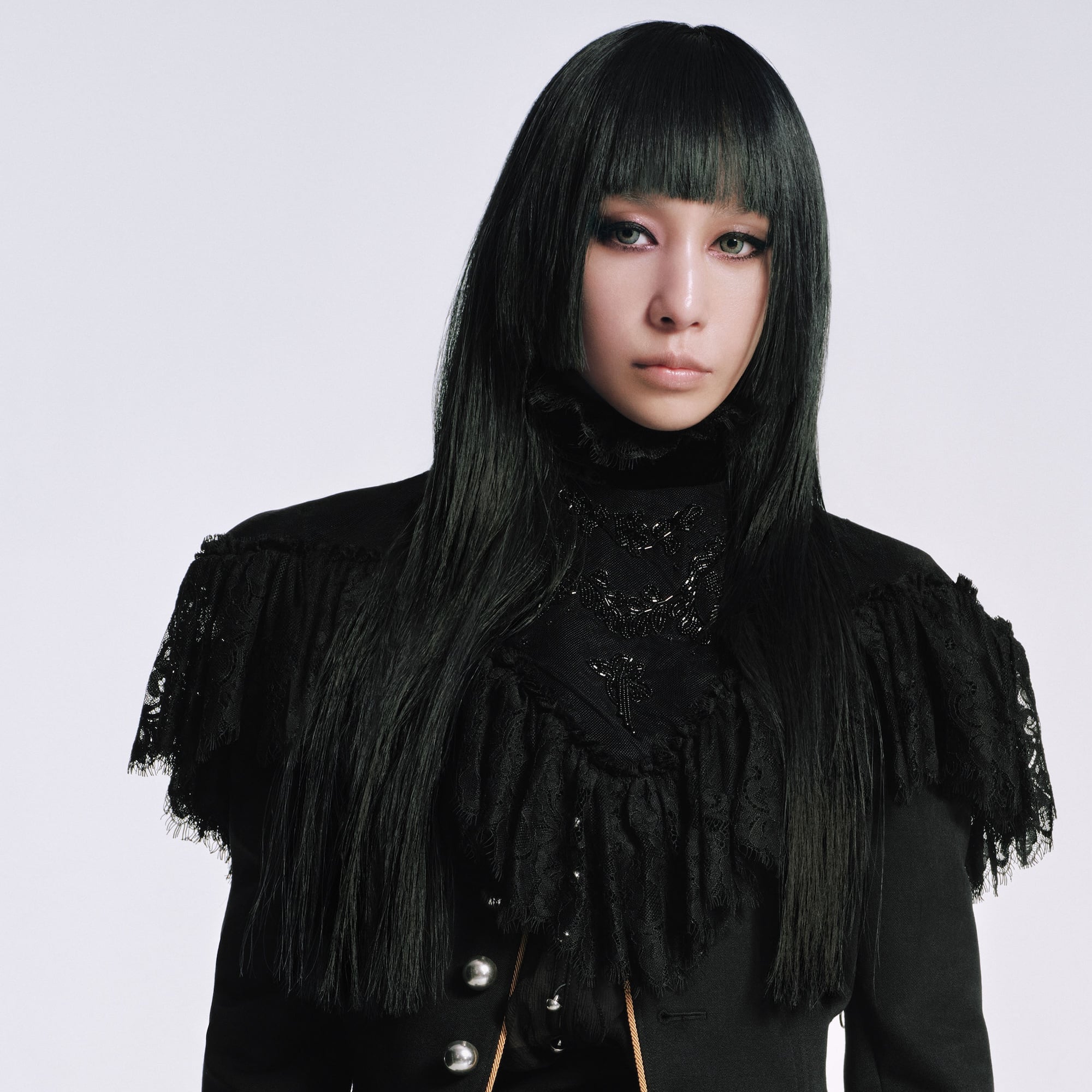 中島美嘉、劇場作品『装甲騎兵ボトムズ 灰色の魔女』主題歌を担当