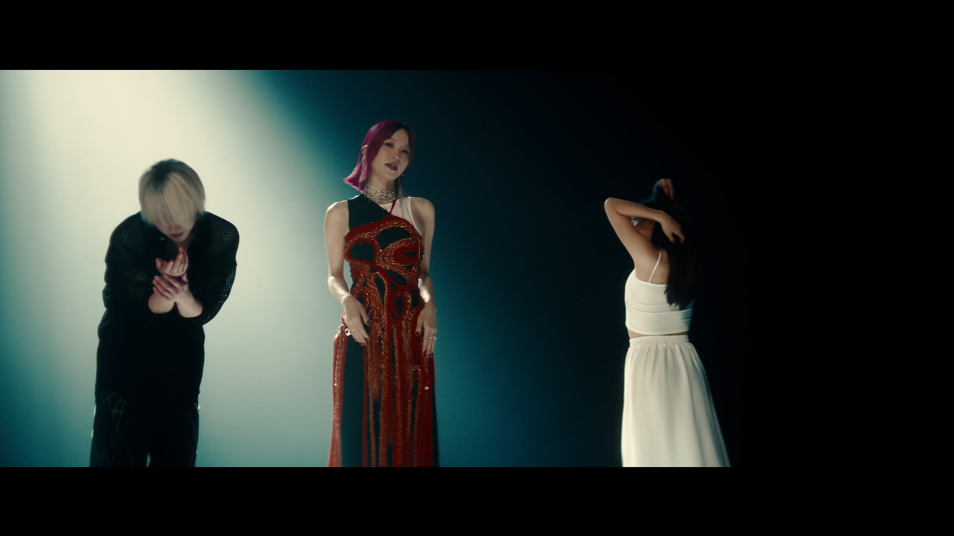 LiSA、映画『マッチング TRUE LOVE』主題歌「ソフィリア」MV公開
