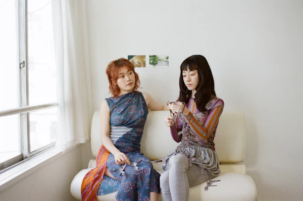 羊文学、『VIVANT』サイドストーリー主題歌「Keep Walking」配信リリース