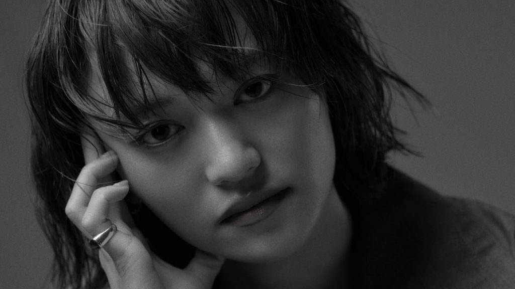iri、デビュー10周年記念フォトエッセイ『相反』10月発売