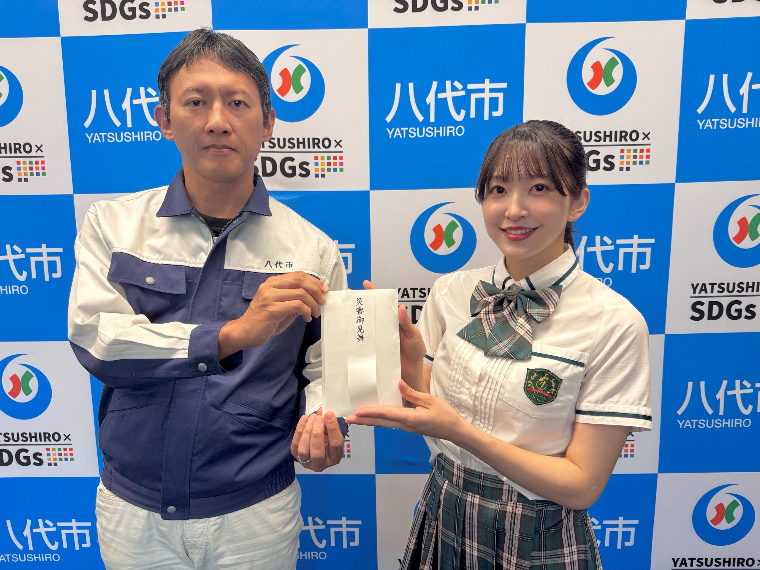 防災士アイドル松井祐香里、熊本地震被災地へ義援金50万円を届ける