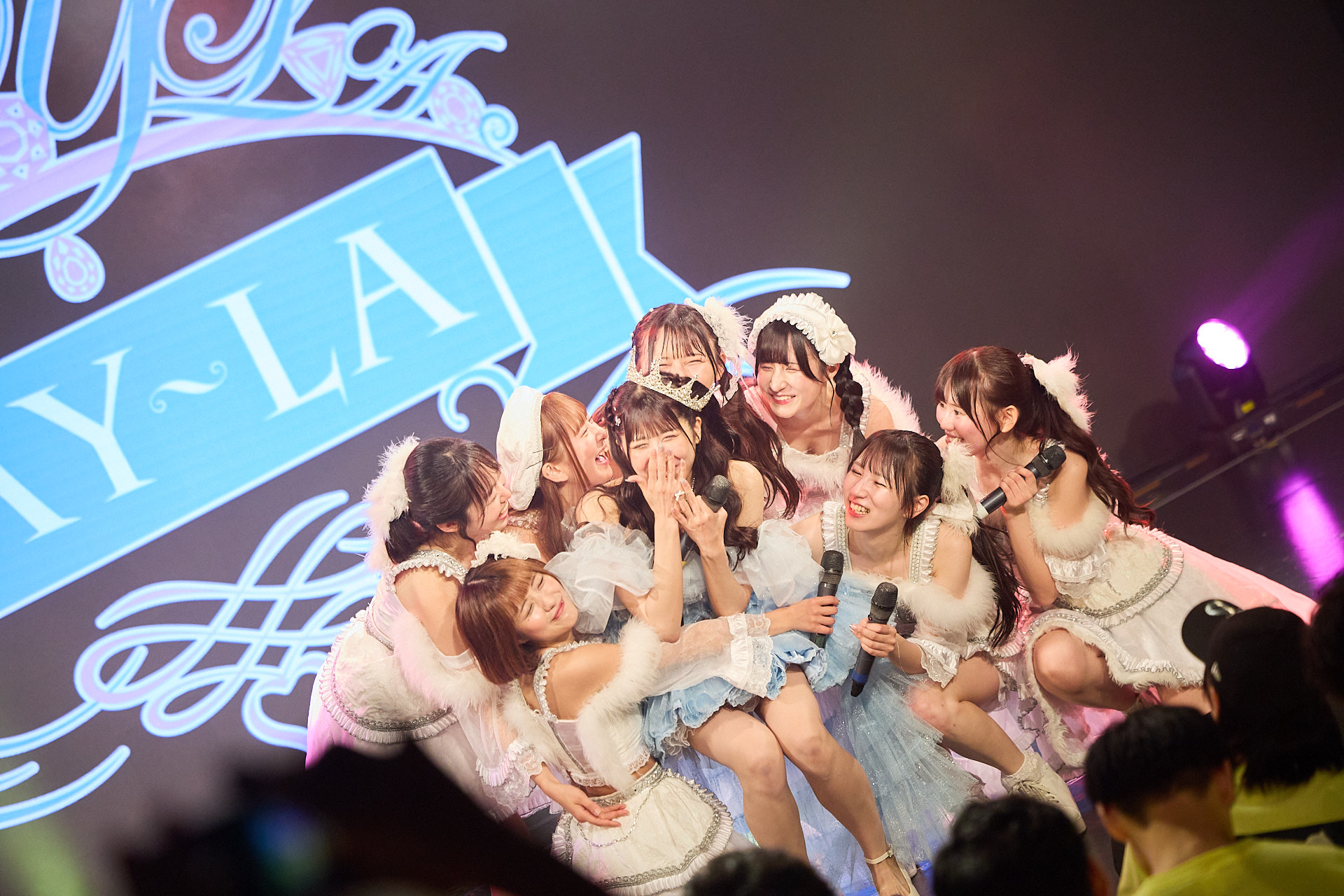 SAY-LA──椎名ここ卒業公演。「みんなの"推し"になれて本当に本当に幸せでした」旅立った一夜