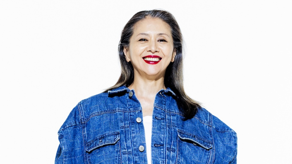 小泉今日子、沖縄公演アンコールビューイングより「バディ」ライブ映像を公開
