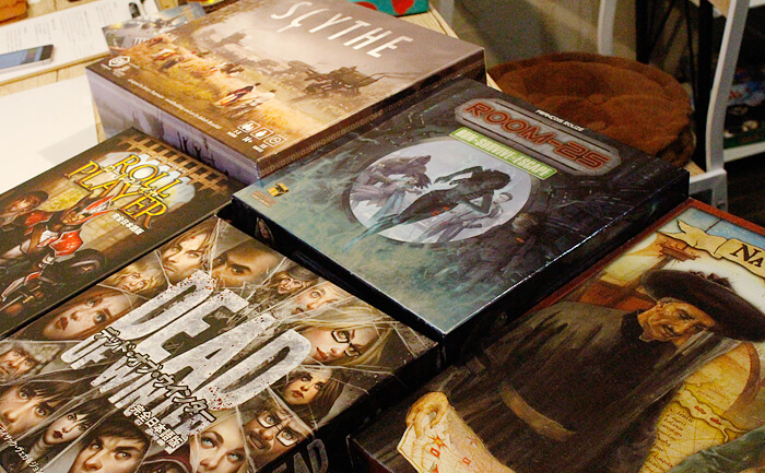 紹介されたゲームは『ROOM-25』『SCYTHE』『DEAD OF WINTER』『ROLL PLAYER』『NAVEGADOR』