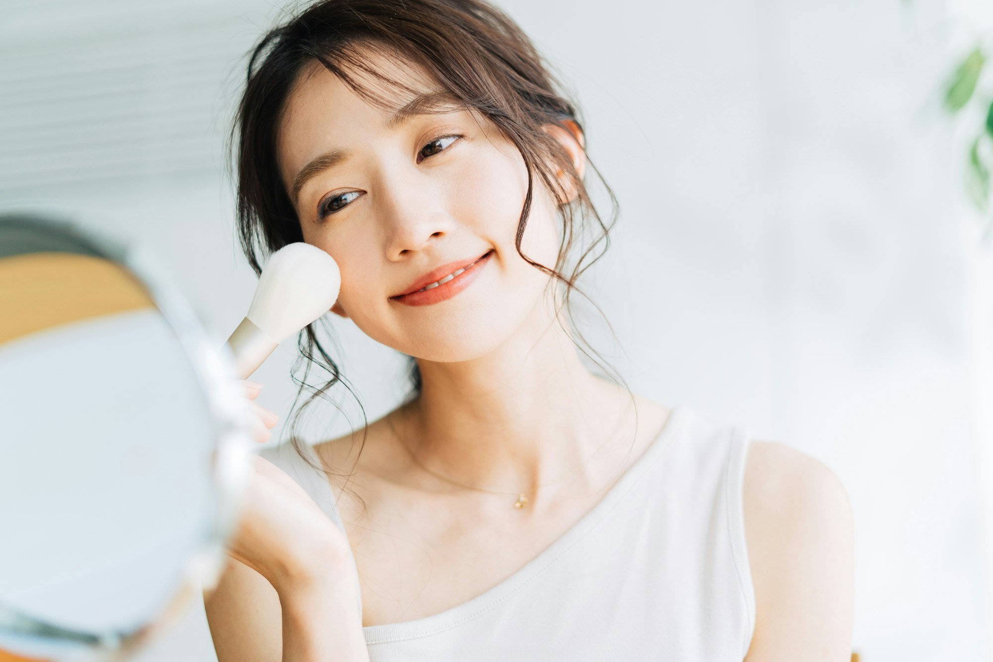 乾燥肌・乾燥崩れ対策 — メイク崩れしにくい肌をつくるベースメイク