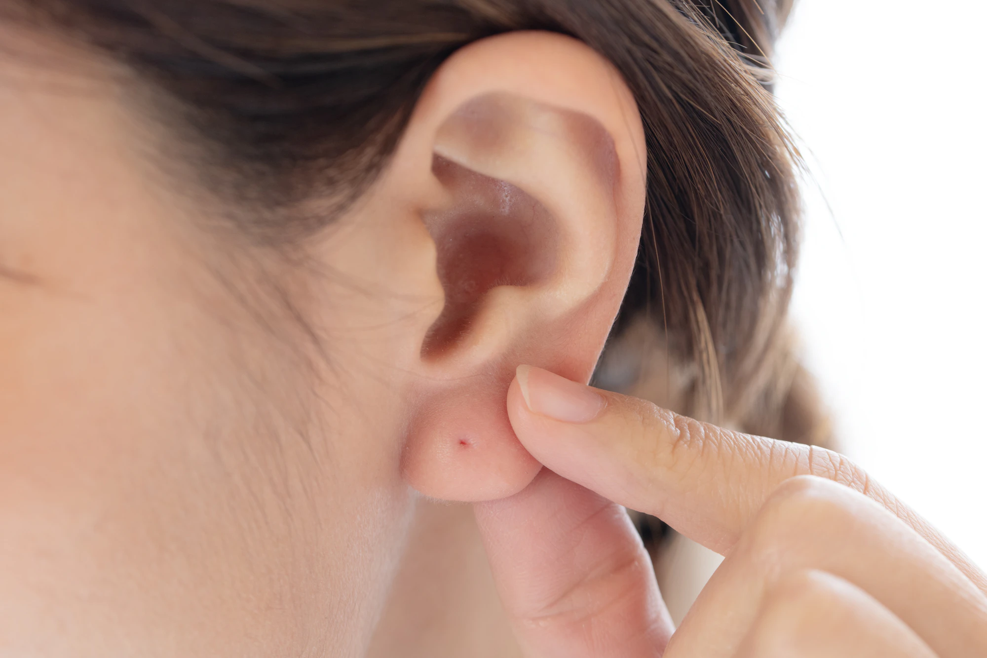 耳たぶピアス
とは？