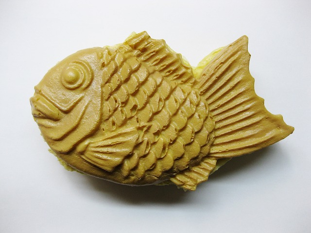 https://images.microcms-assets.io/assets/28c0f8531a844557acb15174c7ce9649/b22f69da7c5343cd8dd8a3ed39f72b17/taiyaki1.jpeg