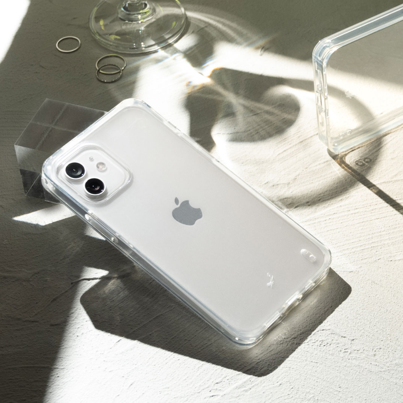 Salisty サリスティ 女性向けモバイルアクセサリーブランド 公式サイト