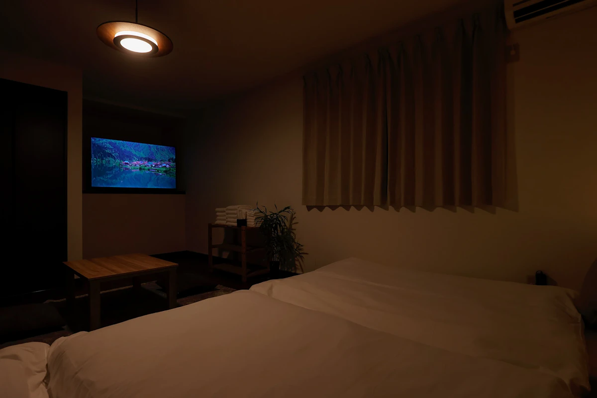 ベッドルーム・テレビ