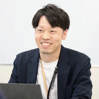 加賀山 信英 さん