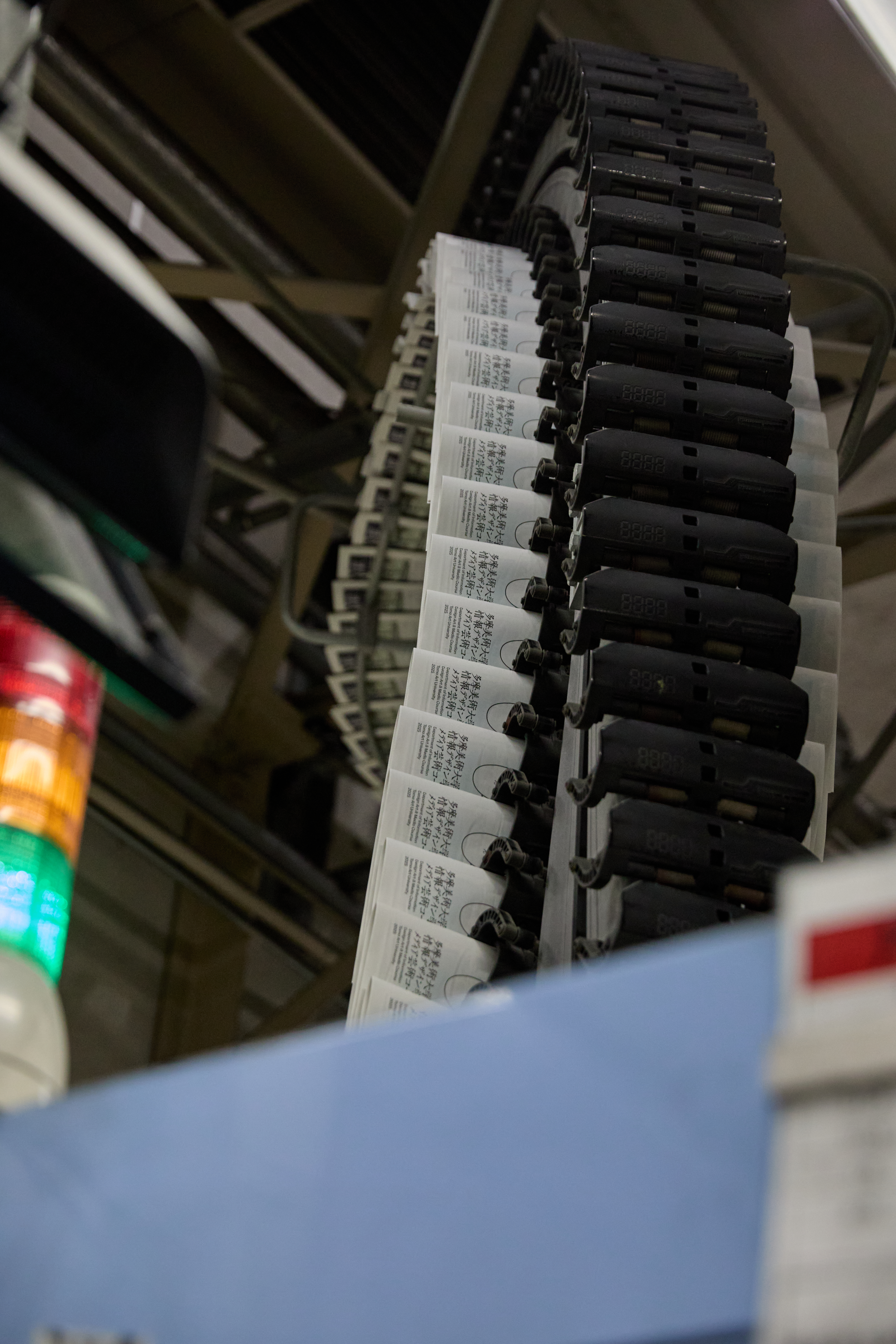 <p>多摩美術大学 情報デザイン学科 <br>メディア芸術コース パンフレット 2025</p>