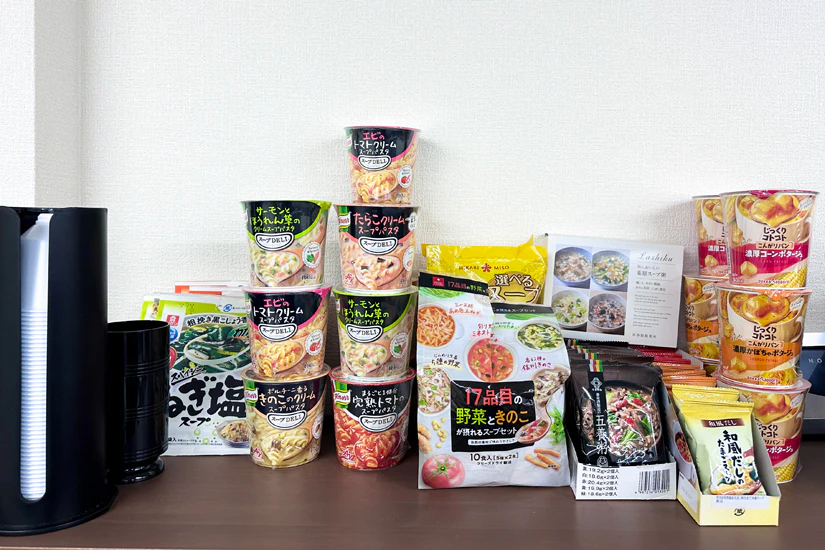 ノベルティのスープ棚の写真