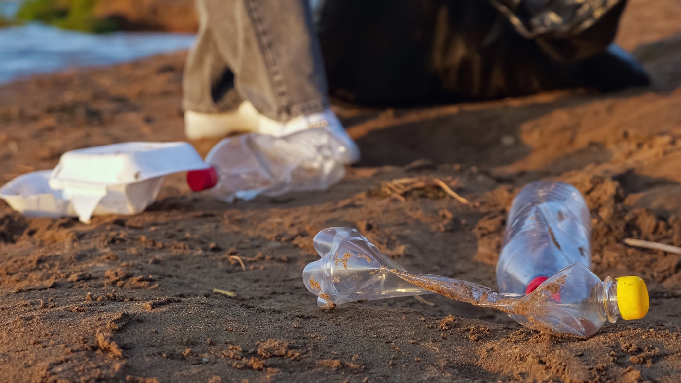 プラスチックごみのイメージ