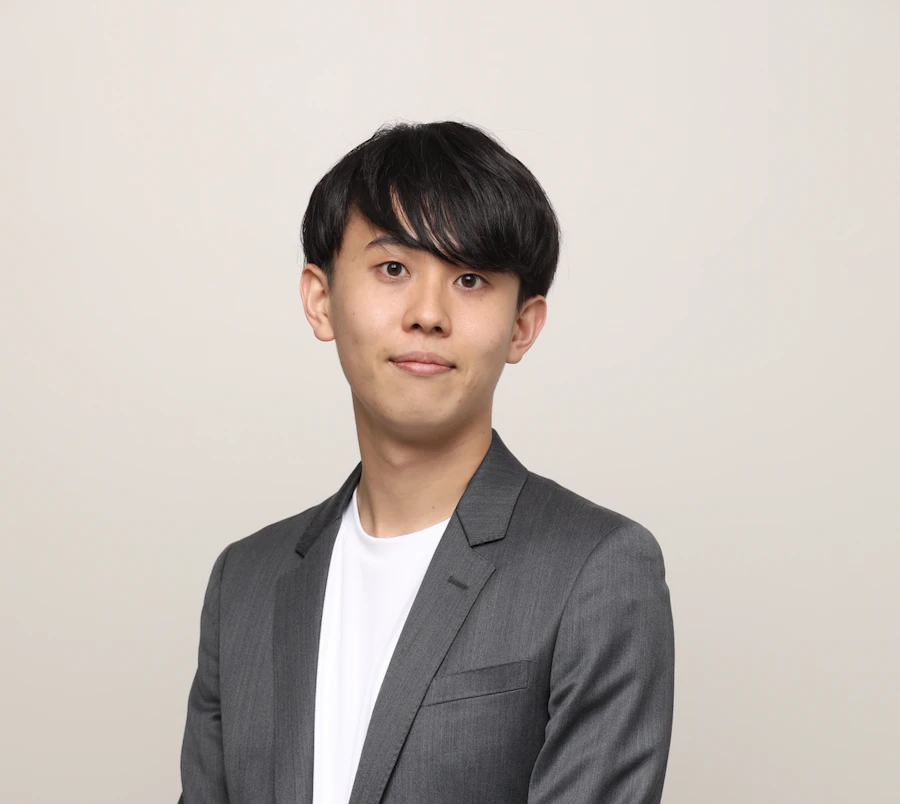 小幡 龍之介の写真