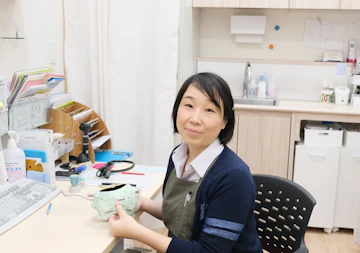 中野 稲子 先生