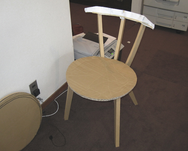 ▲ 「BEETLE」の開発初期のラフ模型 ／ダンボール製