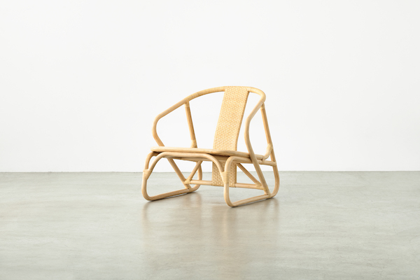 ▲ミンチェア「MR」TOU ／  Photo：Takumi Ota