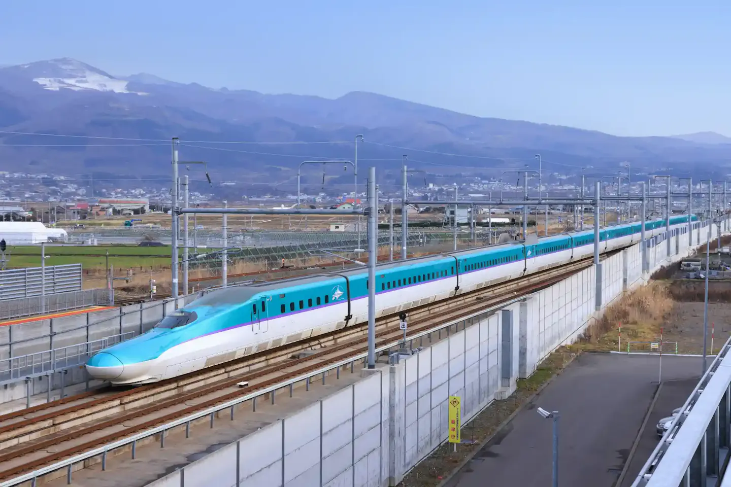 Hokkaido Shinkansen: Tokyo to Hakodate and Sapporo, flight vs train, and the Seikan tunnel