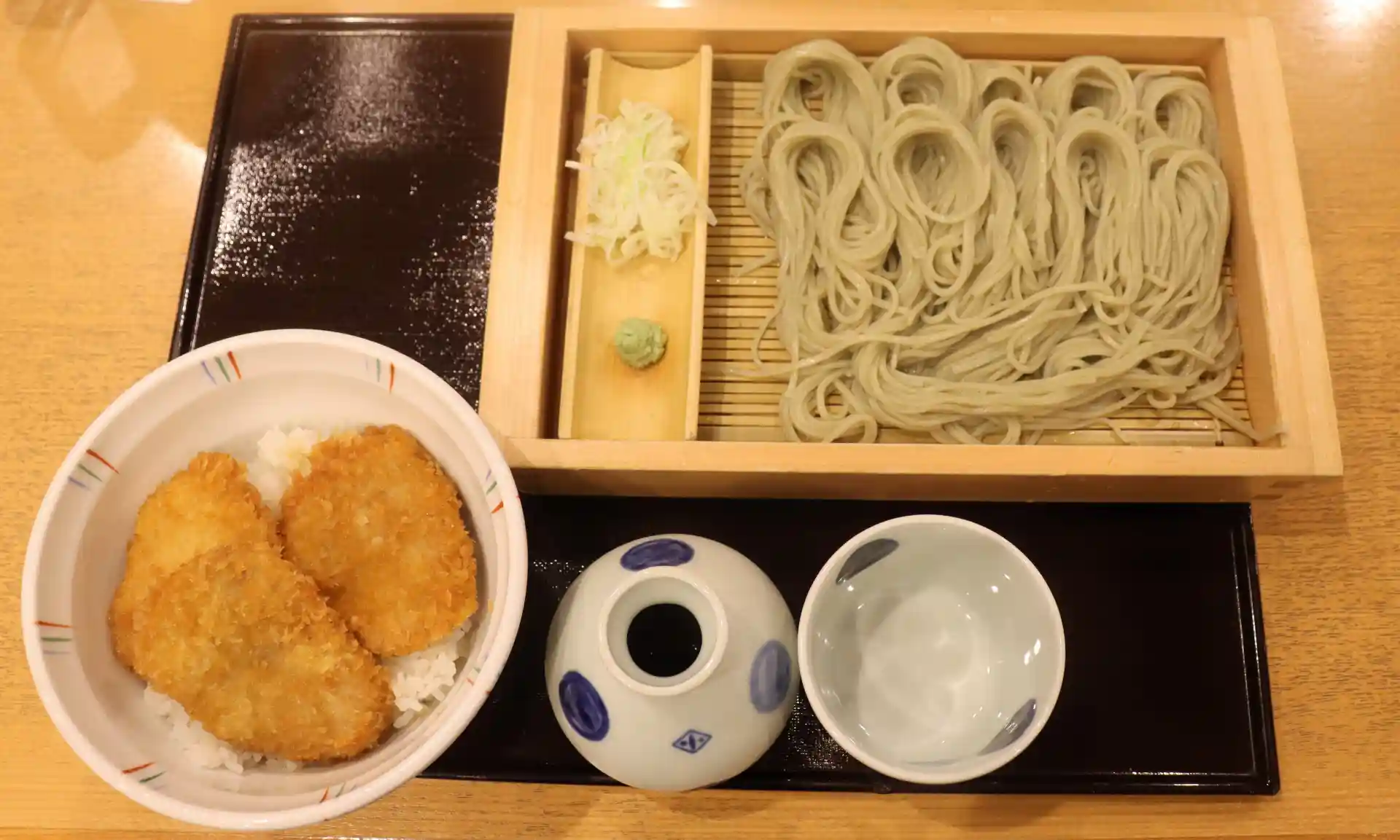 Hegi soba noodles and tare katsu don served together at Niigata Station restaurants, showing popular local dishes
