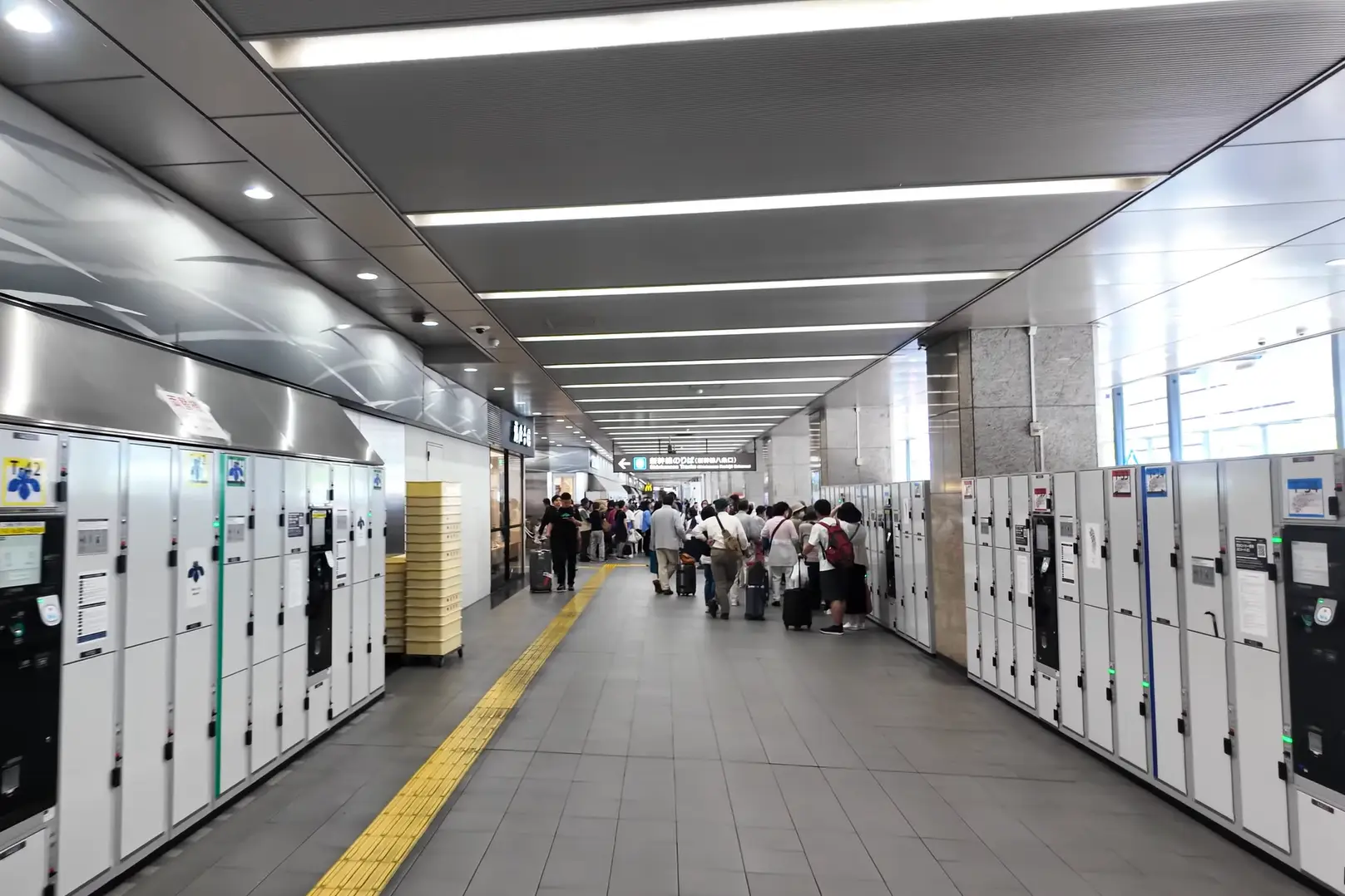 Luggage storage lockers by the Kyoto Shinkansen platform, convenient for travelers